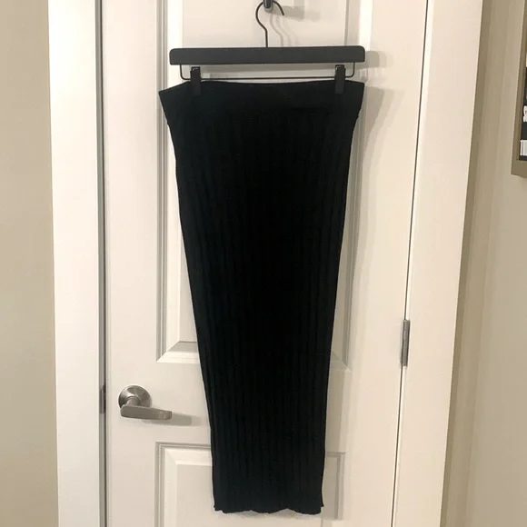 Repost - Abercrombie & Fitch Slim Ribbed Midaxi Skirt - Picture 2 of 5